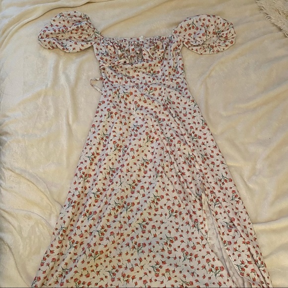 Long floral dress - Picture 1 of 3